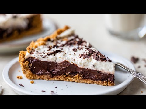 HOW TO MAKE CHOCOLATE CREAM PIE   with chocolate avocado pudding