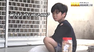 Poor blind man gives kid money - Maxmantv