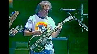 Video thumbnail of "Neil Young - England 1996 - The Best Version."