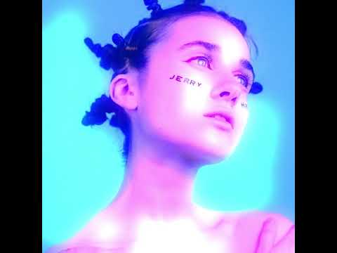 МАМА НЕ ЗНА ДЕ ТАТУСЬ ГУЛЯВ HOUSE REMIX! Jerry Heil - unholy UKRANIAN TeeKai Remix!