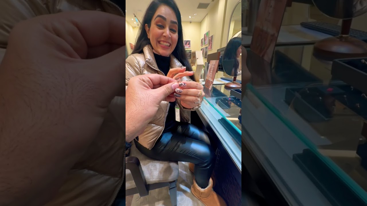 Buying my Solitaire Ring 💍 || Tanishq jewellery || Gunjan Raj #youtubeshorts #solitaire #minivlog