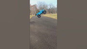 Arrma notorious slow motion jumps  #rc_car #notorius #jump @ARRMARC @WE_R_RC