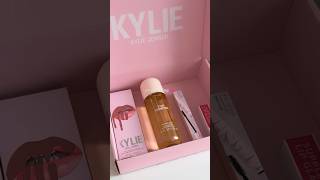 #ad [werbung] pr unboxing 💕🎀 thank you so much 🫶🥹💕#pr #gifted #prhaul #unboxing #kyliecosmetics