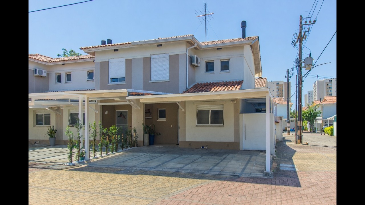 Casa de esquina no condomínio Jardim do Lago, Canoas/RS