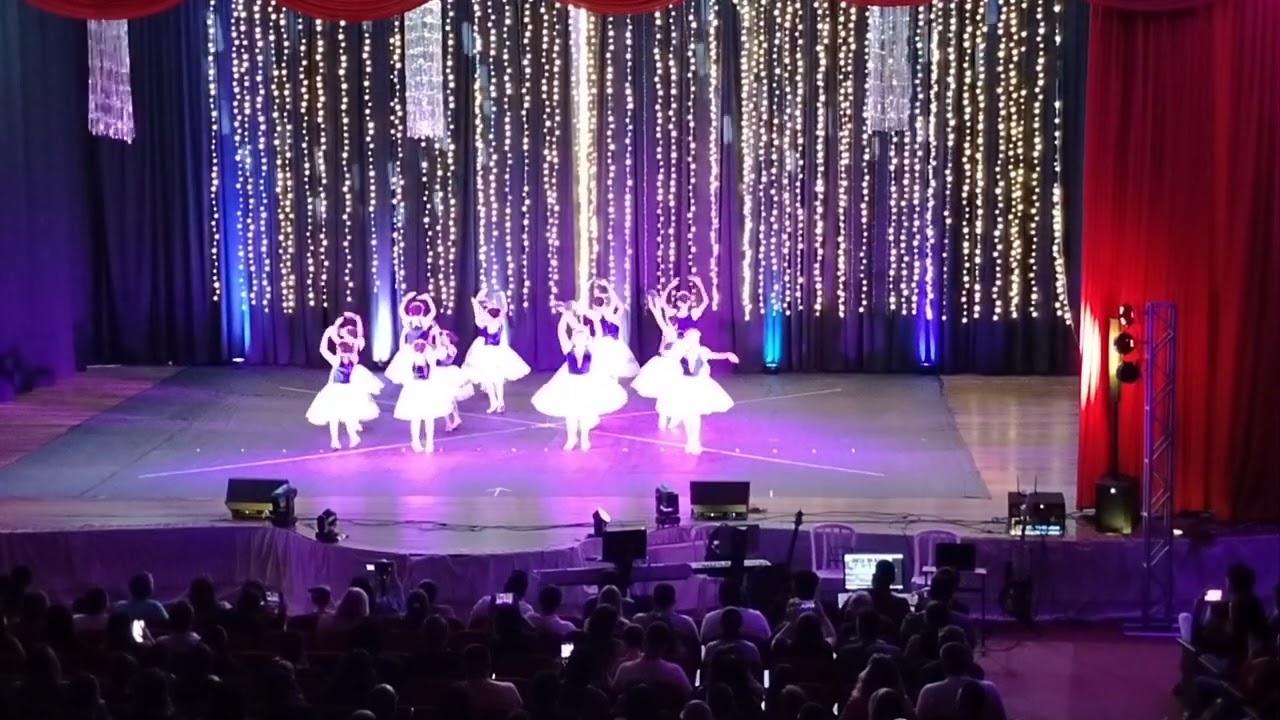 Espetáculo Volta ao Mundo - uma viagem dançante - Studio Dance Motive 2024