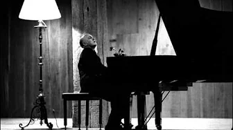RICHTER plays BARTOK 3 Burlesques Op.8c (1989) RICHTER plays BARTOK 3 Burlesques Op.8c (1989)