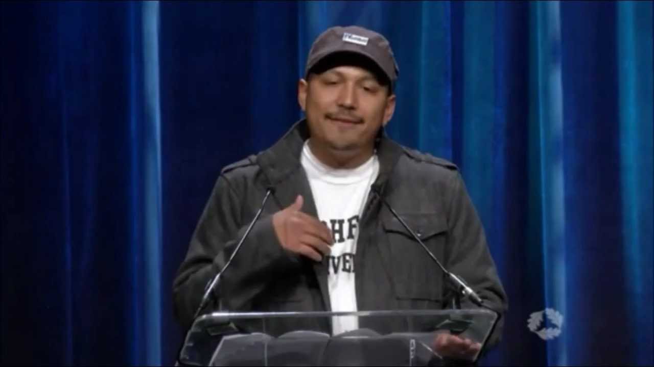 YouthBuild graduate Ely Flores introduces Van Jones at Greenbuild 2012