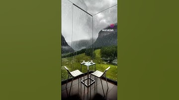 minum kopi di teras depan rumah saat hujan deras #shorts