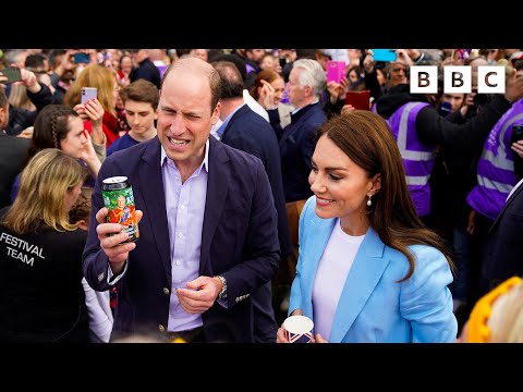 Prince William and Kate meet crowds ahead of Coronation concert - BBC