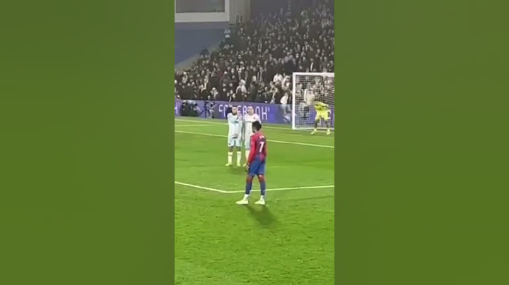 Olise's wonderful free kick #shorts