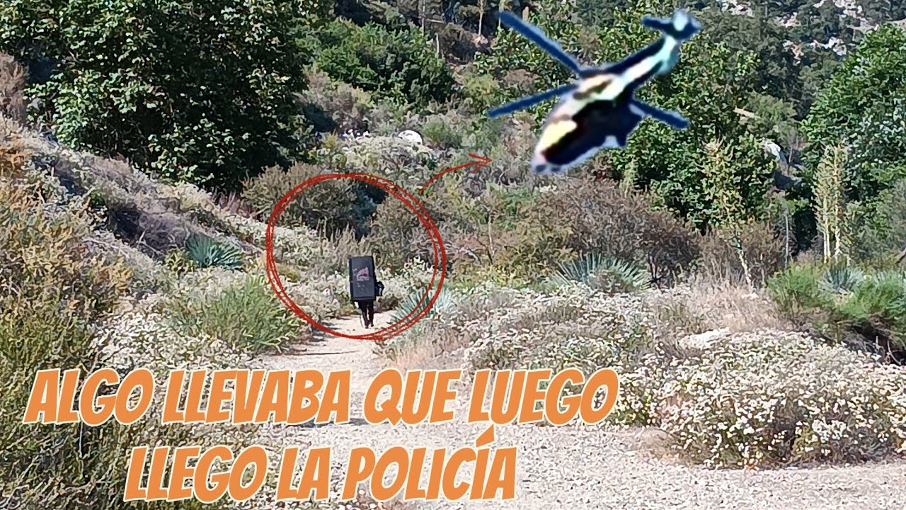 LLEGO LA POLICIA ALGO ISO O LLEVABA EN LA MALETA QUE IBA CARGANDO