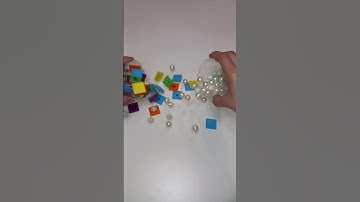 Tiles and pearls reverse video