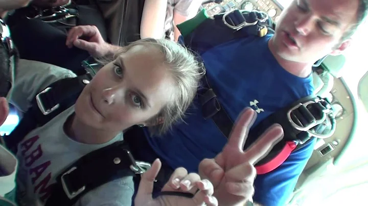 Sarah Agee's Tandem skydive!