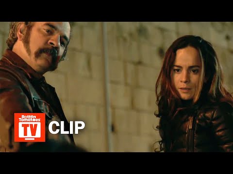 Queen Of The South S03E01 Clip | 'Teresa And Pote Escape A Police Ambush' | Rotten Tomatoes Tv