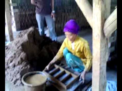Cara buat batu bata  kas Kuningan Cirebon mp4 YouTube