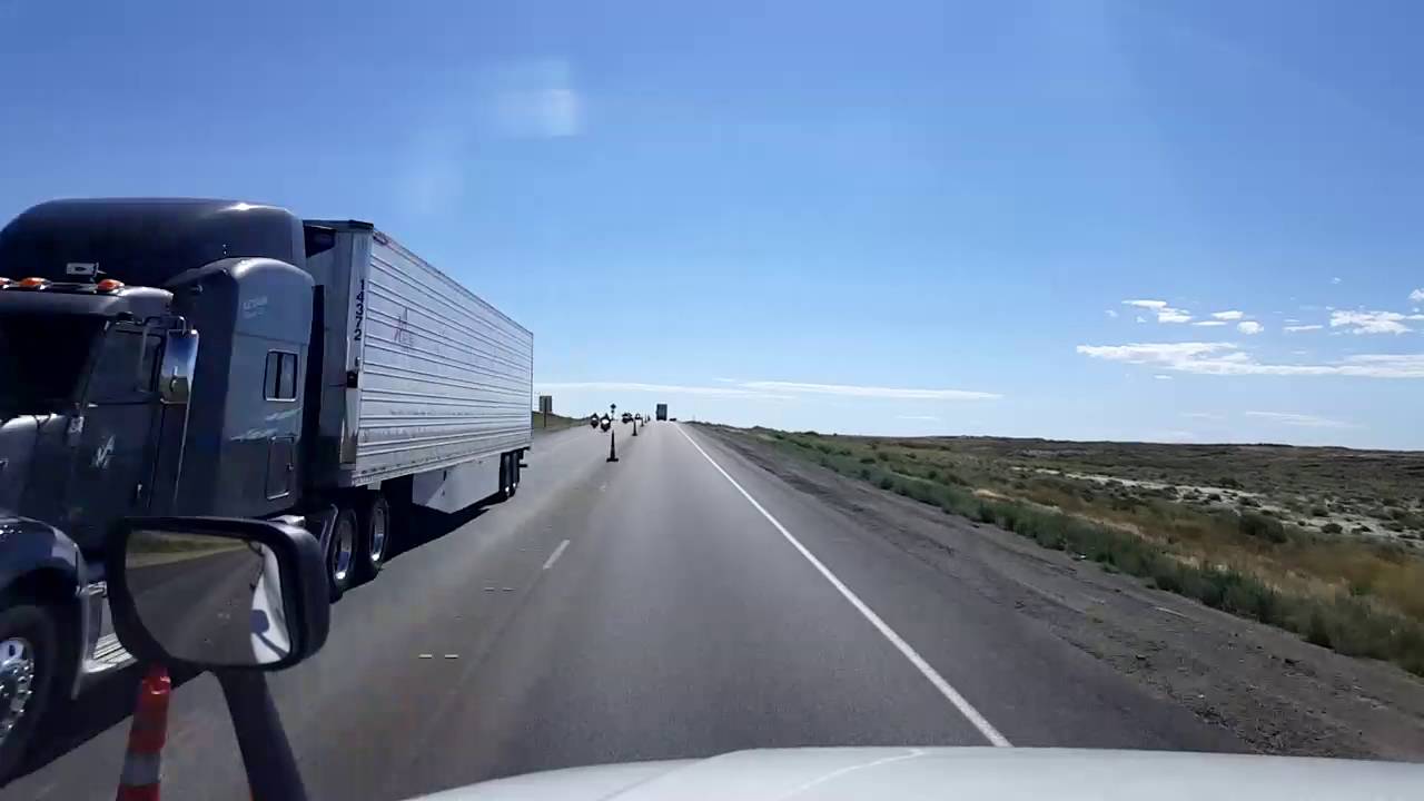 Bigrigtravels Live! Wamsutter, Wyoming on Interstate 80 Eastbound July