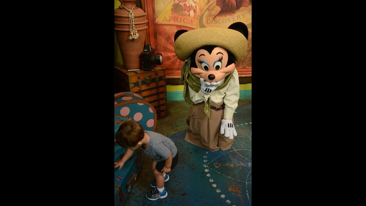 Disney World - Meet and Greet with Mickey & Minnie at Animal Kingdom ...
