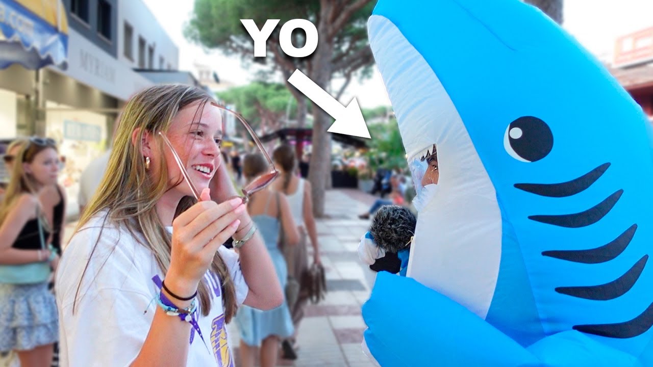 Superé Mi Vergüenza Disfrazado de Tiburón