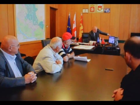 გამგებელმა ქვემო ხანდაკელებს ვიდეოარქივი ამოუქექა