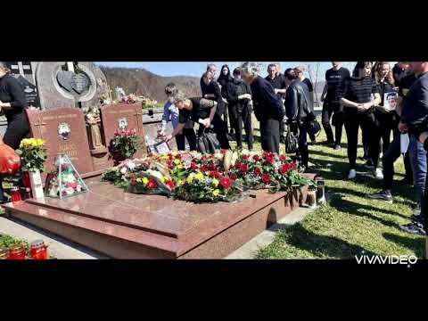Komušina video, 1. travnja 2021. sahrana u Podkondžilu