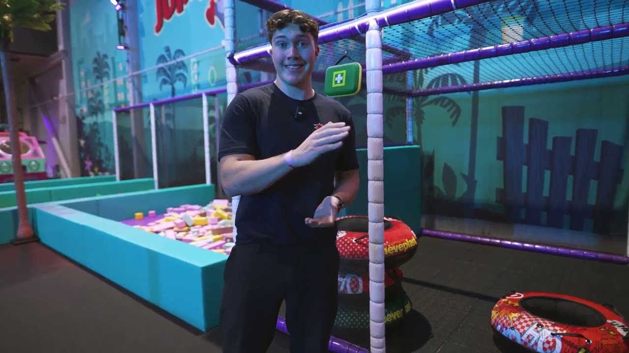 Följ med genom Jumpy lekland i Hovås