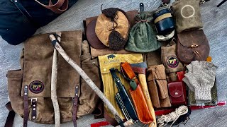 Traditional Bushcraft Gear Loadout! Leather & Waxed canvas (Minimal Synthetics)