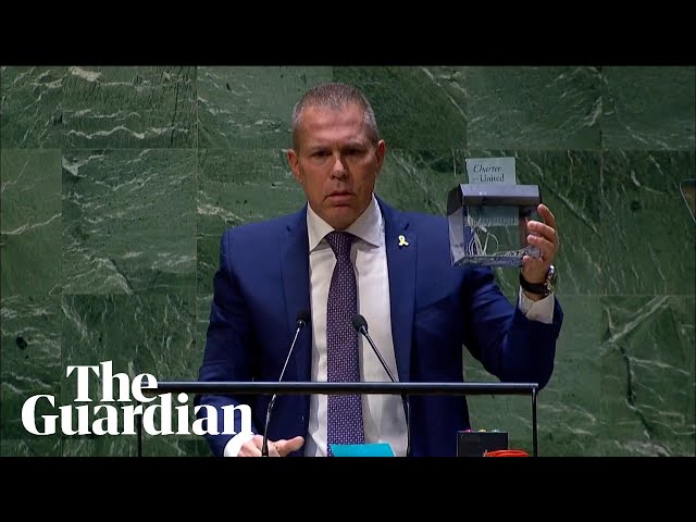 UN votes to back Palestinian membership, prompting Israeli envoy to shred charter class=