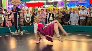 ACTION TRADITION UND SPASS AUF DEM MÜNCHNER OKTOBERFEST - DAS TEUFELSRAD - DAMENFAHRT 2023 / Fahrt 8