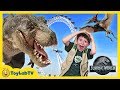 Giant Dinosaurs in London for Jurassic World Fallen Kingdom Movie Adventure & T-Rex Dinosaur Toys