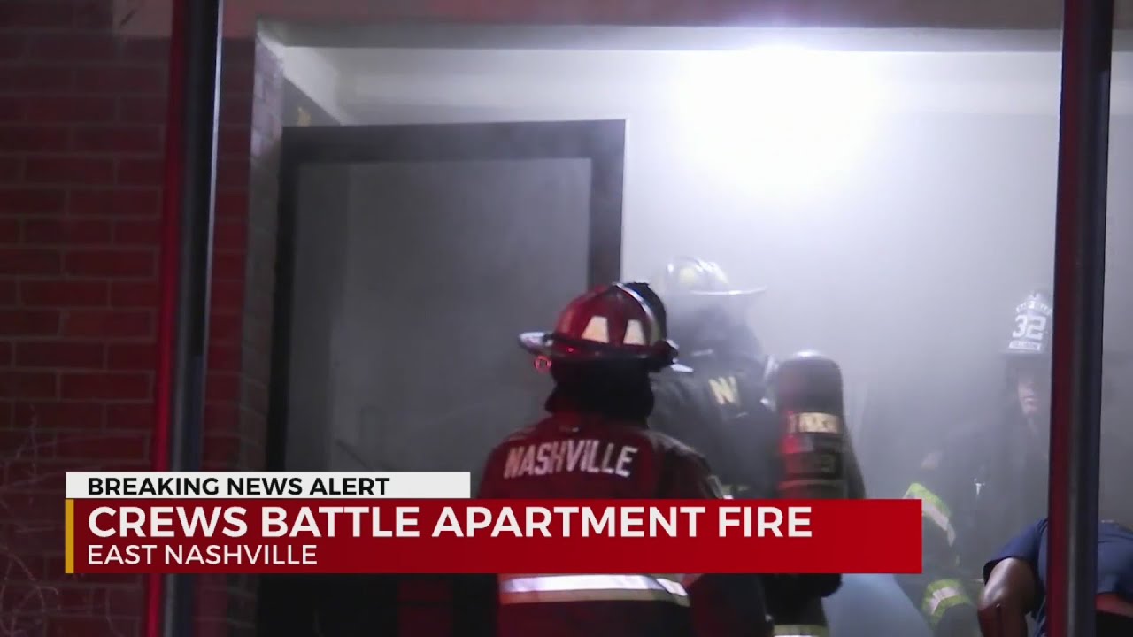 Crews battle apartment fire in East Nashville - YouTube
