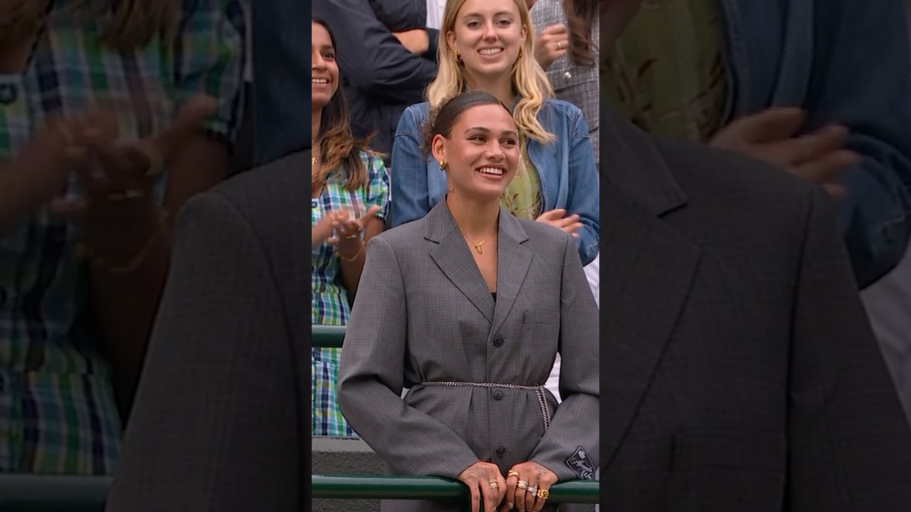 Someone get Ben&rsquo;s sister a day off 🤣 #shorts #wimbledon #tennisplayer #benshelton #trinityrodman