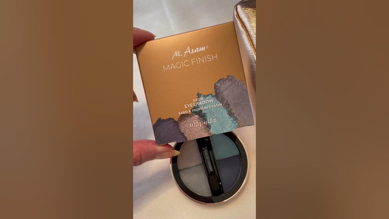 Magic Finish MakeUp Wundertüte bei Asam Beauty und Lidschattenpalette