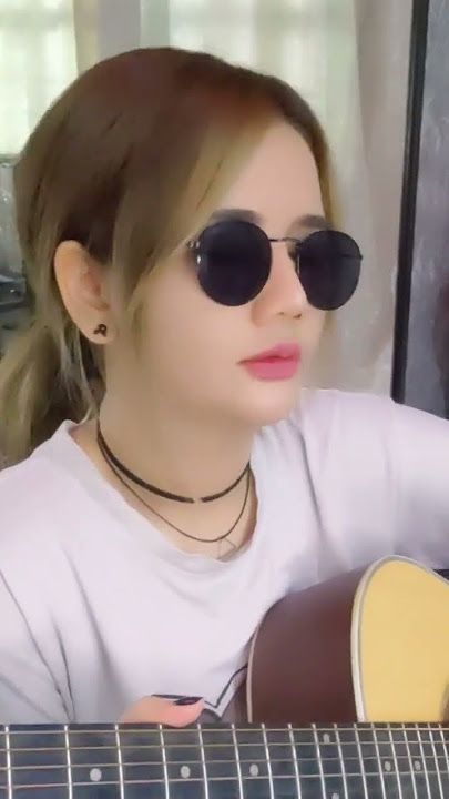 เราก็เท่สะด้วย😂 (GT : Lifa) #แพชชี่ #โซโล่ทิพย์ #กีต้าร์ #guitar #indonesia #biwirberemjawerhayam