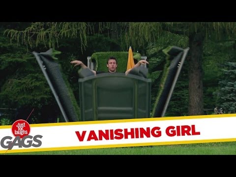 youtube filmek - Girl Vanishes In Thin Air Prank