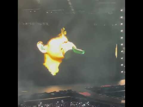Taehyung:"Holyshit,If Army is happy I'm happy"😳the cutest holyshit I've ever heard🥰🤭