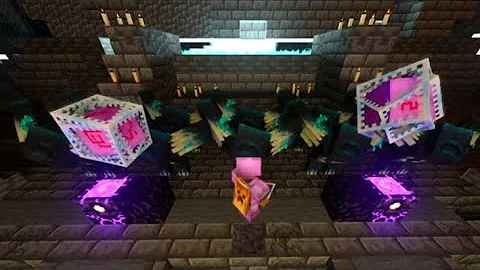 10 Wardens vs Bedrock Crystal PvP with RTX!