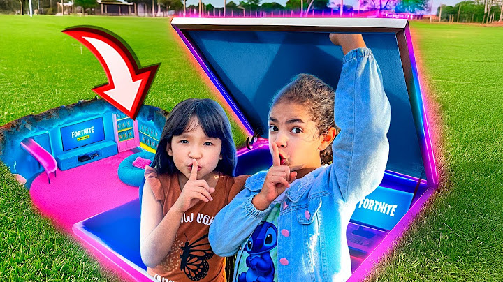 MONTEI UM QUARTO SECRETO NO CAMPO DE FUTEBOL!!!