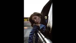 400 Lux - Lorde (8D Audio)