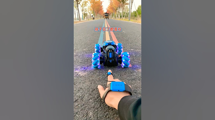 Toyshine RC Stunt Car, 4WD 2.4GHz RemoteControl Gesture Sensor Toy, Double Sided Rot 🪩 #shorts