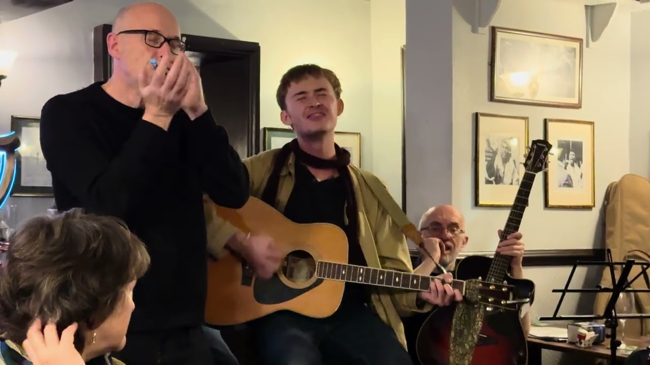 Alex Hawkins & Chris Powell. ‘CIRCUS FANTASIA’. Live at The Champion Pub. 11:11:2025