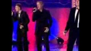 Westlife - Amazing (Live @ Davina)