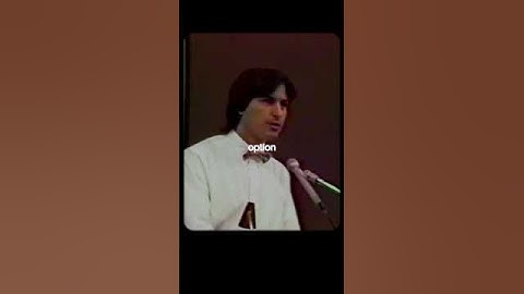 Steve Jobs talking about a Macbook in 1983!