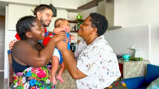 MOM MEETS OUR NEWBORN BABY FOR THE FIRST TIME !