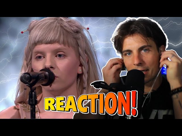 AURORA Soft Universe REACTION by professional singer class=