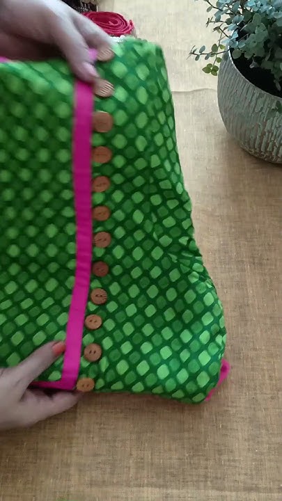 saree-blouse-tips-shorts-youtubeshorts-tips-ytshorts-tipsandtricks