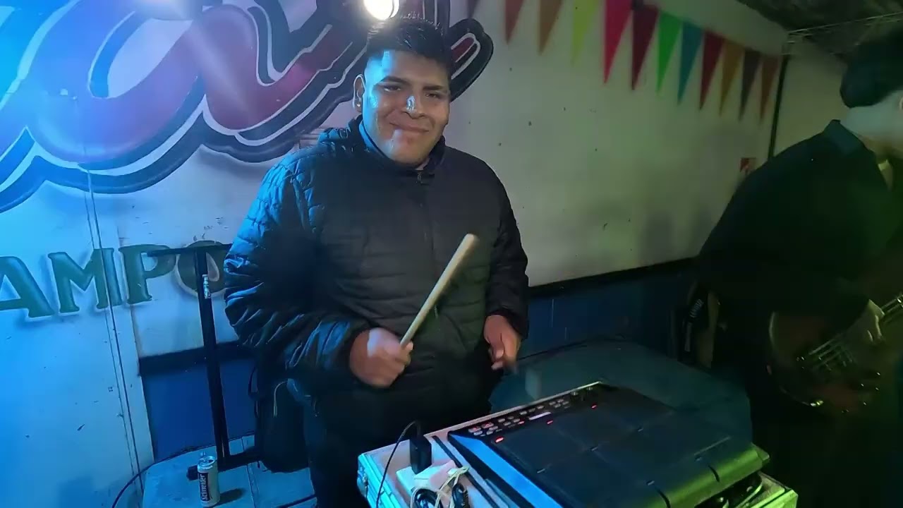 LOS DEL CERRO SHOW EN VIVO 25 DE AGOSTO EN CARPA FANTASTICO YONAR