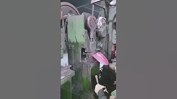 Forging process of round spades- Good tools and machinery make work easy