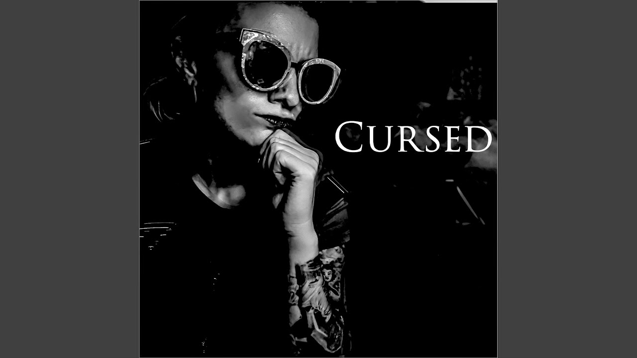 Obejrzyj Crow w YouTube Obejrzyj Crow w YouTube