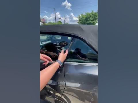 2020 Ford Mustang convertible window not closing after you’ve took the