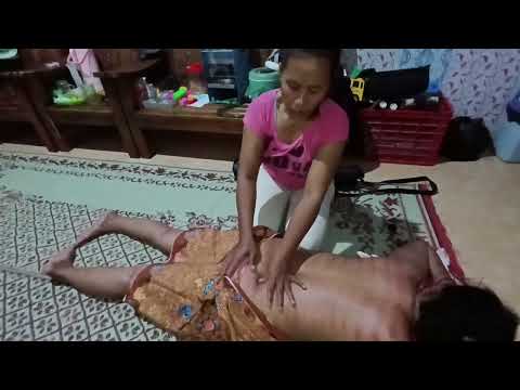 PIJAT TRADISIONAL,CARA PIJAT URUT PERUT